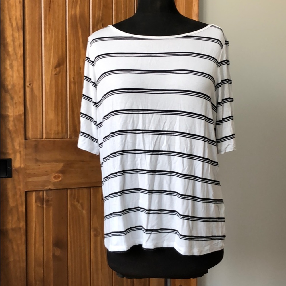 LAST CALL! 3/$25! Apt. 9 Modern Essentials Top